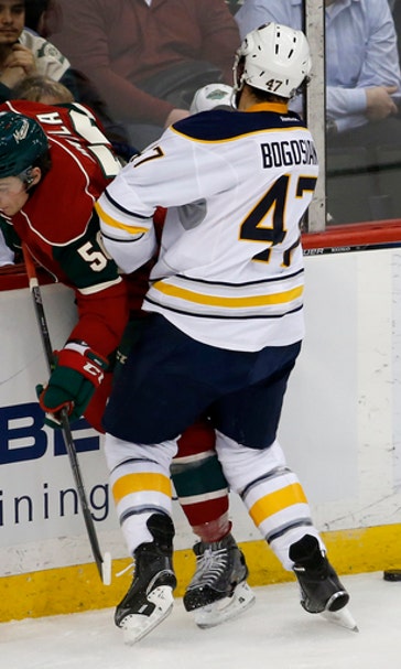 Sabres score 3 in first, hang on to beat Minnesota 3-2